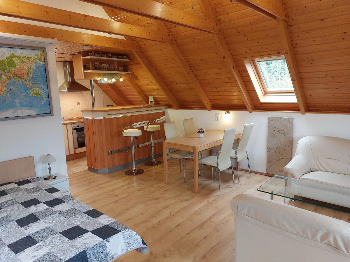 Ferienwohnung Zur Saaleaue Wettin Eksteriør billede